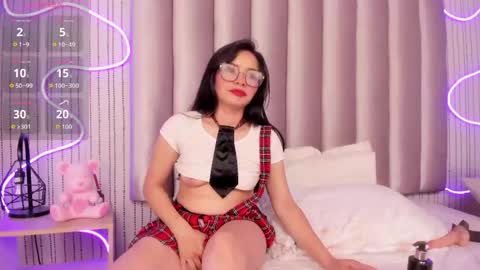 Samantha   online show from May 16, 10:36 am