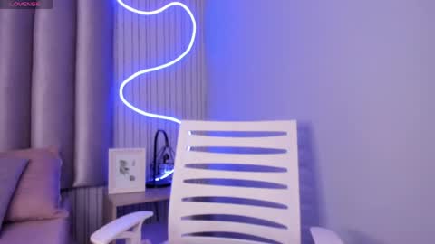Samantha   online show from May 21, 3:02 am