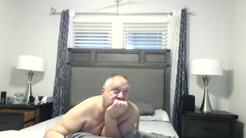 Snapshot of sammyp1956 chatting on December 27, 9:22 pm sammyp1956 online show from December 27, 9:22 pm
