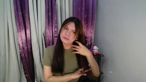 Snapshot of sampaguita_pinayxx chatting on January 22, 1:42 pm SOFIA online show from January 22, 1:42 pm