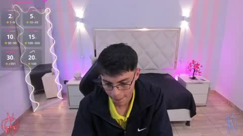 samu_tay online show from June 6, 3:44 am