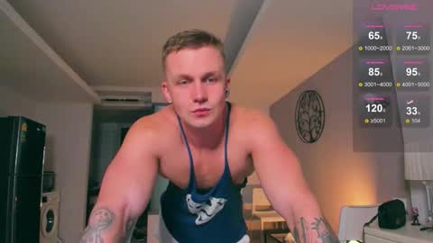 Snapshot of samuel_andrew chatting on October 3, 5:26 am Samuel online show from October 3, 5:26 am