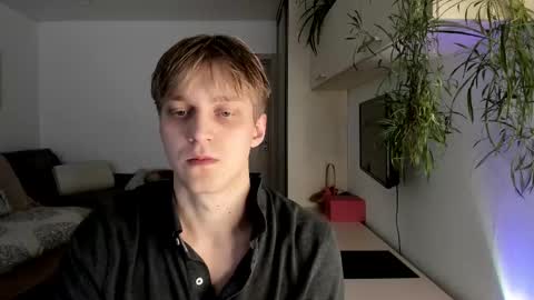 Sam online show from October 1, 9:37 am