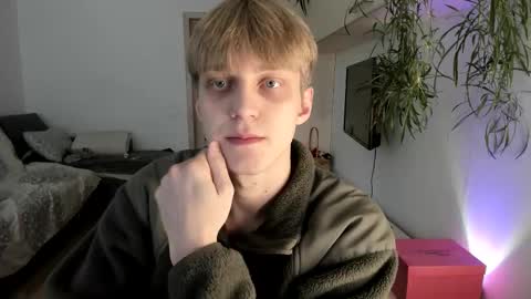 Sam online show from October 2, 6:31 am