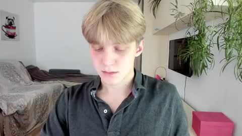 Sam online show from October 21, 4:57 am