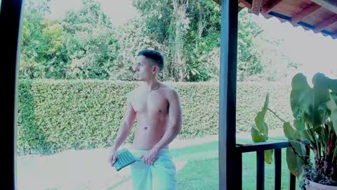 Snapshot of samuel_obrian chatting on December 10, 9:11 pm Samuel online show from December 10, 9:11 pm