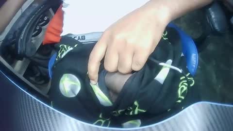 samuel_ra25 online show from April 3, 8:45 am