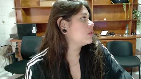 Snapshot of samy_green_ chatting on October 13, 3:12 pm samy_green_ online show from October 13, 3:12 pm