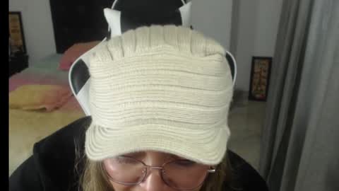 samy_vsn online show from February 14, 11:42 pm