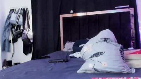 SamyHolbrook online show from February 24, 2:26 pm