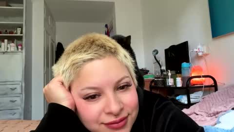 Samymoon online show from February 12, 9:37 am