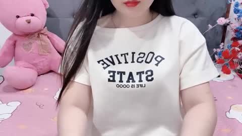 sanami_sian_ online show from April 25, 1:36 pm
