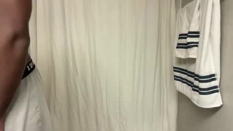 Snapshot of sanchez200 chatting on November 21, 6:01 am sanchez200 online show from November 21, 6:01 am