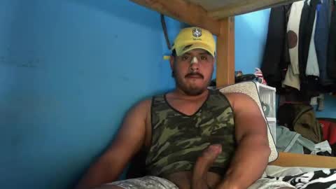 sandalo123 online show from May 3, 4:46 pm