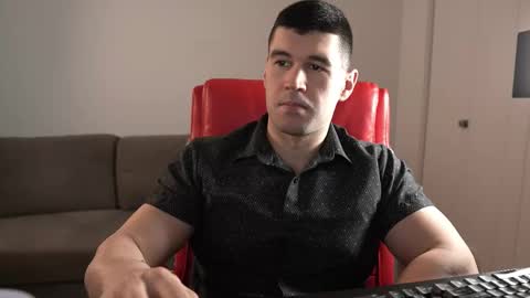 Snapshot of sandow_ chatting on March 18, 9:51 pm Sandow online show from March 18, 9:51 pm