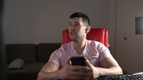 Snapshot of sandow_ chatting on June 16, 10:56 pm Sandow online show from June 16, 10:56 pm