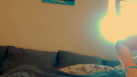 Sandra online show from March 7, 2:25 pm