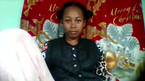 Snapshot of sandra1253099 chatting on September 27, 8:08 am sandra1253099 online show from September 27, 8:08 am