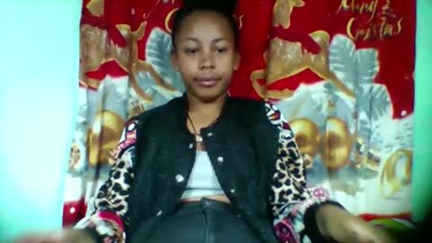 Snapshot of sandra1253099 chatting on October 3, 7:16 am sandra1253099 online show from October 3, 7:16 am