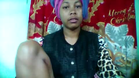 Snapshot of sandra1253099 chatting on October 4, 8:01 am sandra1253099 online show from October 4, 8:01 am