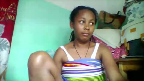 Snapshot of sandra1253099 chatting on October 13, 7:03 pm sandra1253099 online show from October 13, 7:03 pm