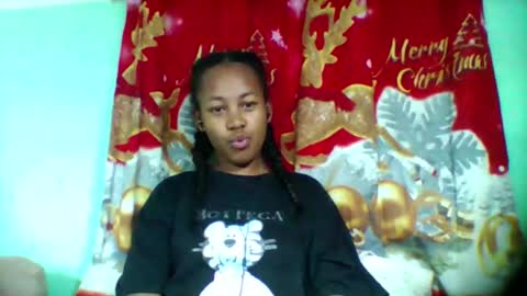 Snapshot of sandra1253099 chatting on October 27, 7:12 am sandra1253099 online show from October 27, 7:12 am