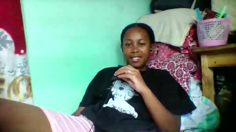 Snapshot of sandra1253099 chatting on October 28, 7:27 pm sandra1253099 online show from October 28, 7:27 pm