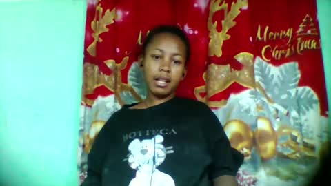 Snapshot of sandra1253099 chatting on October 29, 7:32 am sandra1253099 online show from October 29, 7:32 am