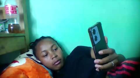 sandra1253099 online show from February 26, 5:56 pm