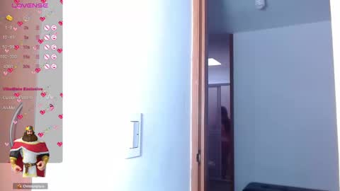 SANDRA online show from February 25, 7:58 pm