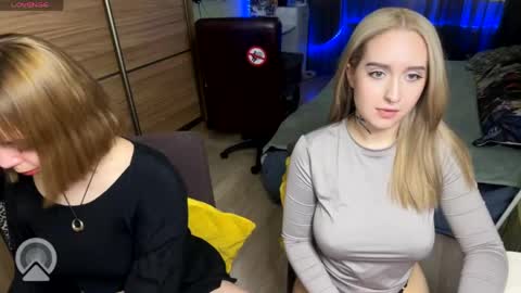 Snapshot of sandra_dimonds chatting on April 6, 1:45 pm sandra dimonds online show from April 6, 1:45 pm