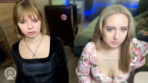 Snapshot of sandra_dimonds chatting on April 8, 1:33 pm sandra dimonds online show from April 8, 1:33 pm