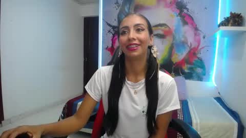 sandra  online show from May 10, 2:50 am