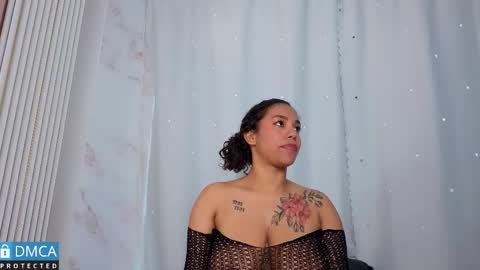 Snapshot of sandra_rey_ chatting on March 4, 7:20 pm Sandra Rey online show from March 4, 7:20 pm