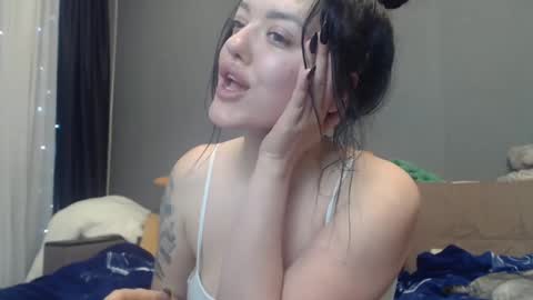 Snapshot of sandra_smith3007 chatting on February 6, 6:56 pm sandra_smith3007 online show from February 6, 6:56 pm