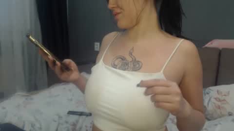 sandra_smith3007 online show from January 13, 6:18 am