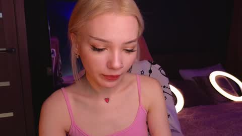 Sandy  online show from January 20, 1:18 am