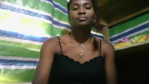 sandricaaa online show from May 7, 9:36 am