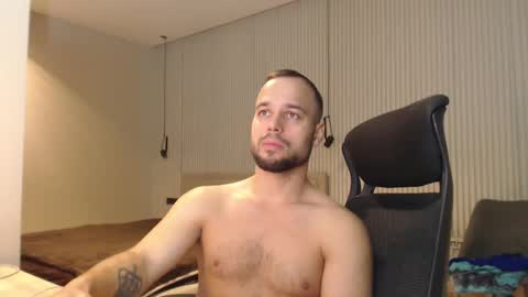 DeAlex online show from January 6, 1:08 pm