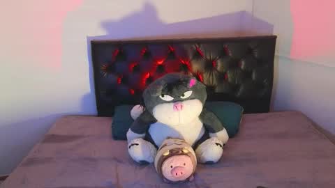 Snapshot of sandro_vitali chatting on October 22, 5:19 am sandro_vitali online show from October 22, 5:19 am