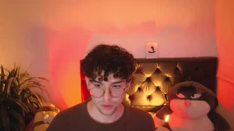 Snapshot of sandro_vitali chatting on October 28, 7:45 am sandro_vitali online show from October 28, 7:45 am