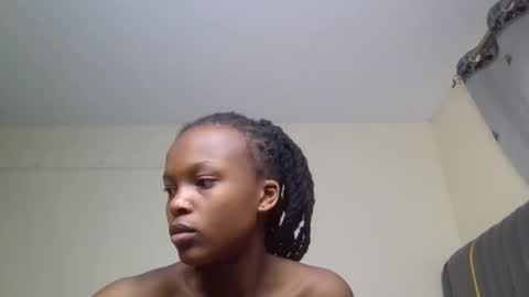 Snapshot of sandy_bby1 chatting on September 13, 2:22 am sandy online show from September 13, 2:22 am