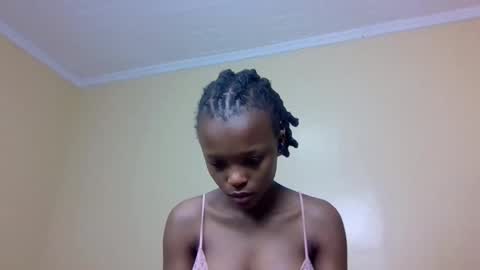 Snapshot of sandy_bby1 chatting on October 11, 1:49 am sandy online show from October 11, 1:49 am