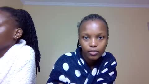 Snapshot of sandy_bby1 chatting on October 25, 7:27 am sandy online show from October 25, 7:27 am