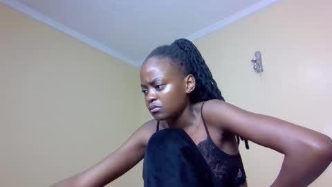 Snapshot of sandy_bby1 chatting on October 29, 1:52 am sandy online show from October 29, 1:52 am