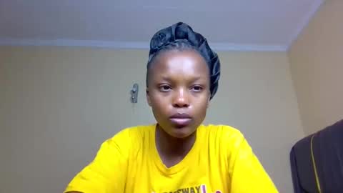 Snapshot of sandy_bby1 chatting on November 2, 12:13 am sandy online show from November 2, 12:13 am