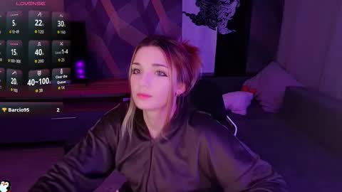 sandy_belle88 online show from September 18, 6:32 pm