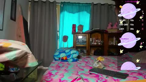 sandy_straw online show from January 11, 2:55 pm