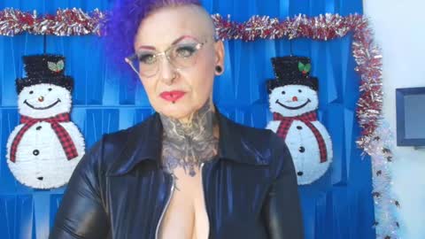 Sandy Rose online show from December 3, 6:28 pm