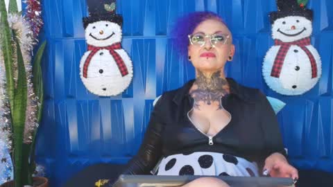 Sandy Rose online show from December 3, 10:18 pm